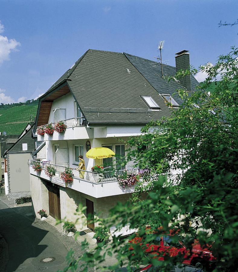 Alte Weinstube Enkirch Exterior foto